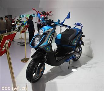  绿能电动车魔战8号